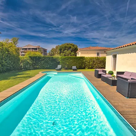 Luxury In With Heated Pool Parties And Festive Events Not Allowed Villa *