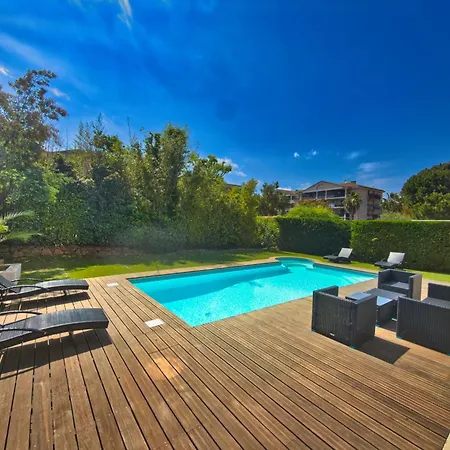 Luxury In With Heated Pool Parties&festive évents Not Allowed *