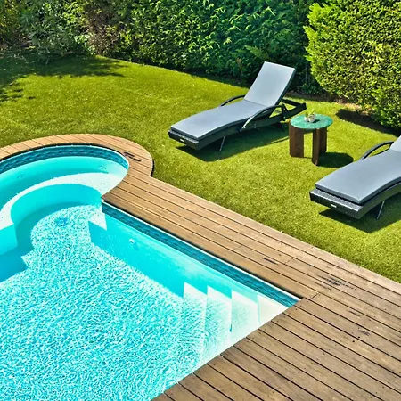 Luxury In With Heated Pool Parties And Festive Events Not Allowed Villa