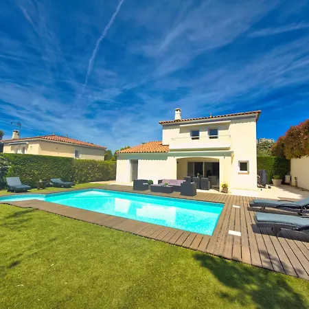 Villa Luxury In With Heated Pool Parties&festive évents Not Allowed